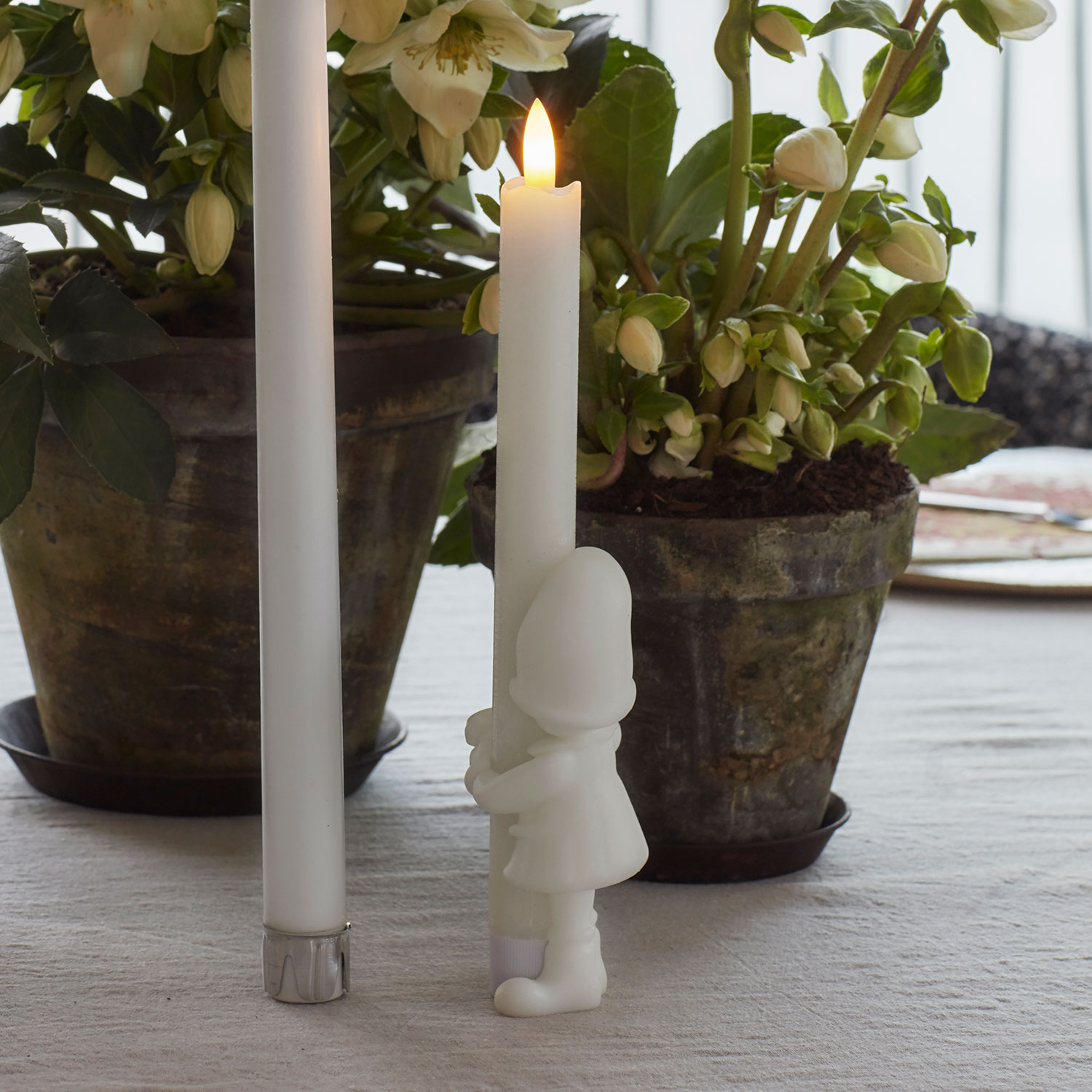 Tinka taper candle with elf, 24.5cm