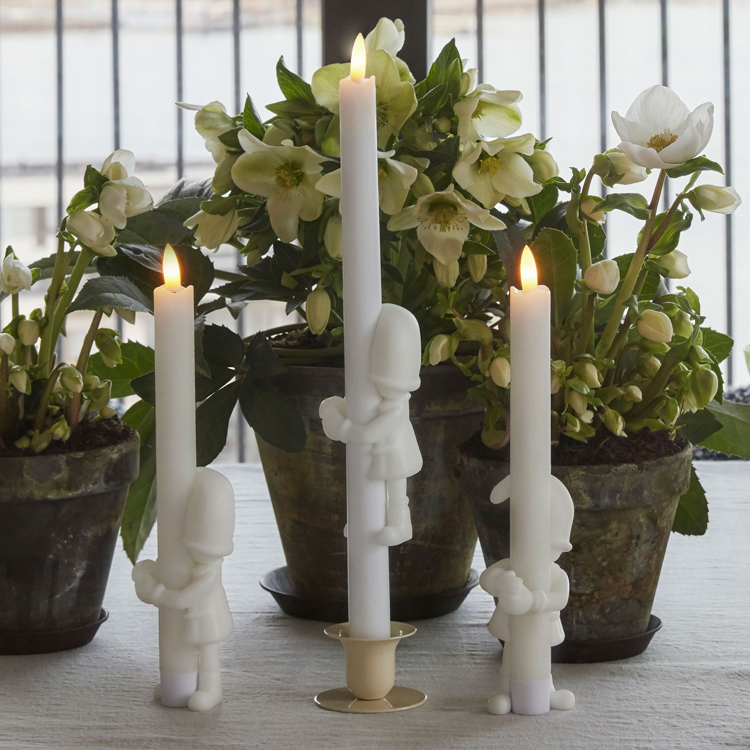 Tinka taper candle with elf, 29cm