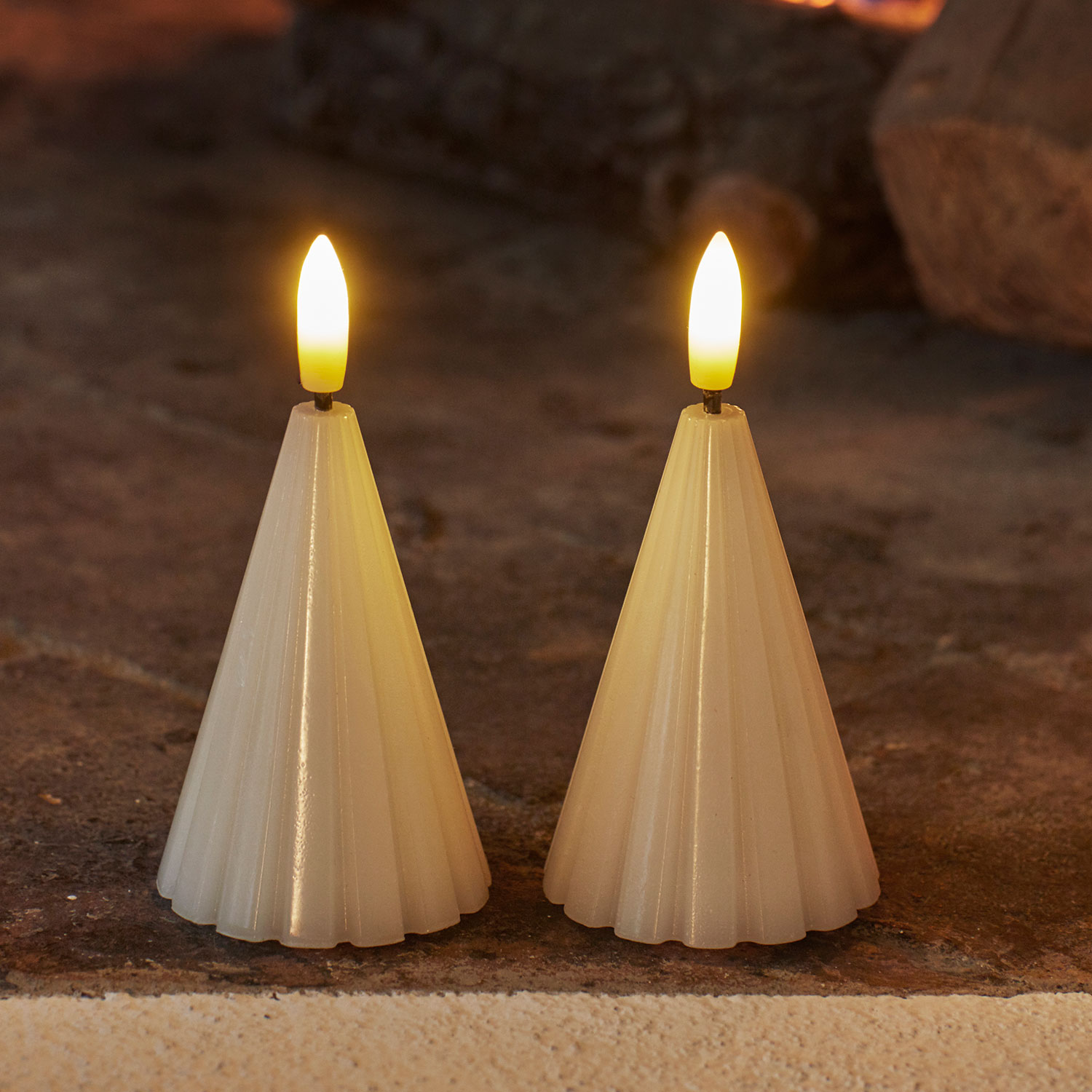 Laura Lacquer Tree - 8cm, 2 pcs, White