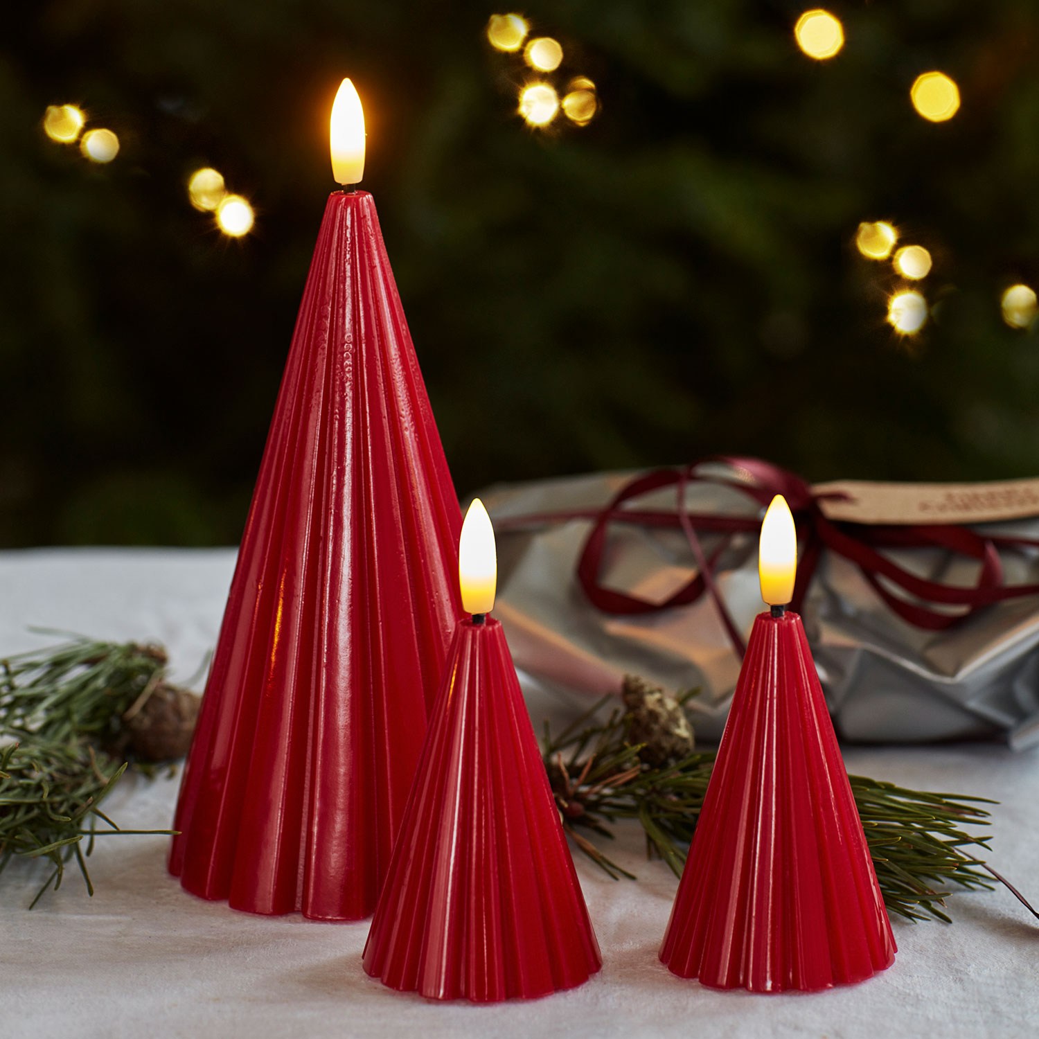 Laura Lacquer Tree - 8cm, 2 pcs, Red