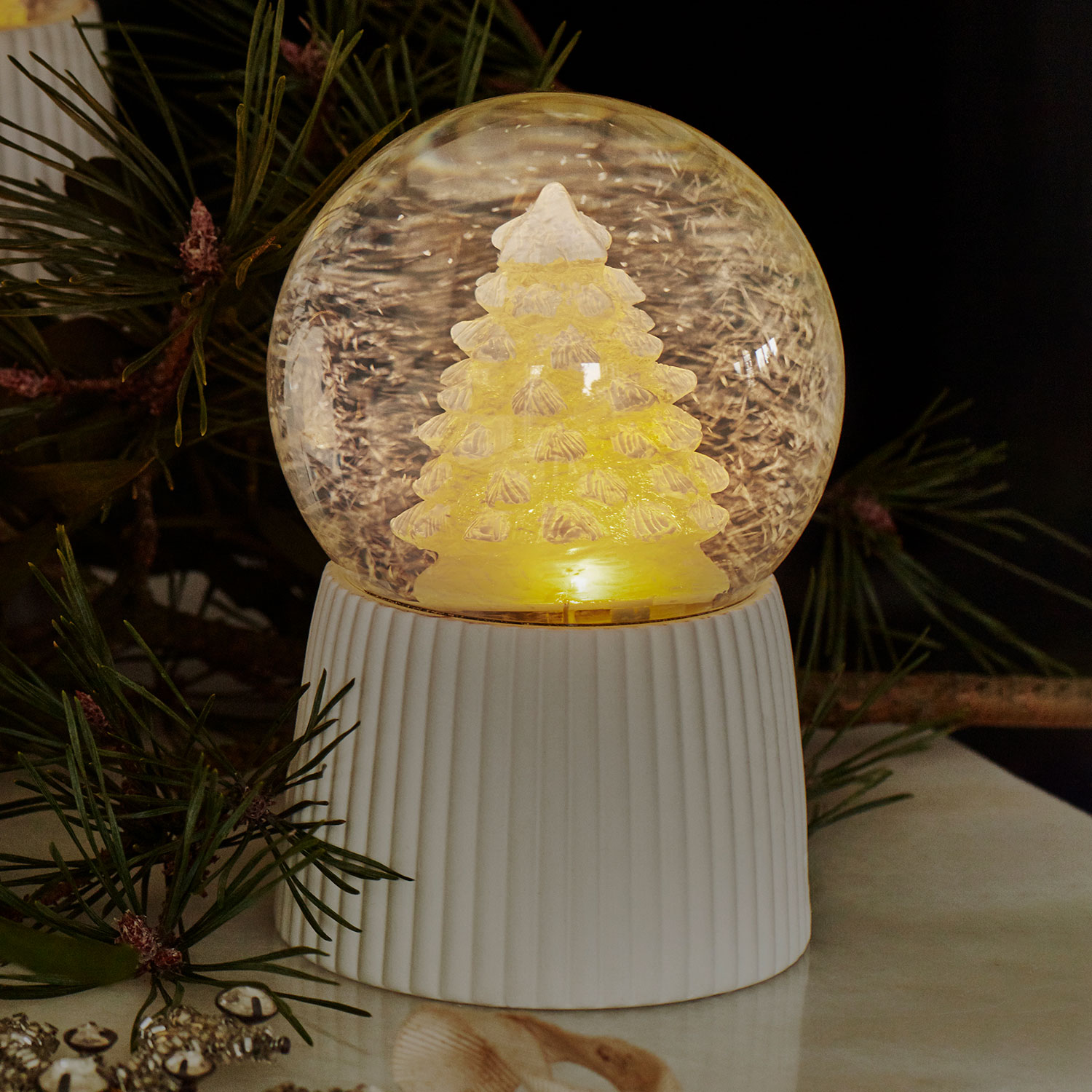 Snow Globe Cilja - Christmas Tree