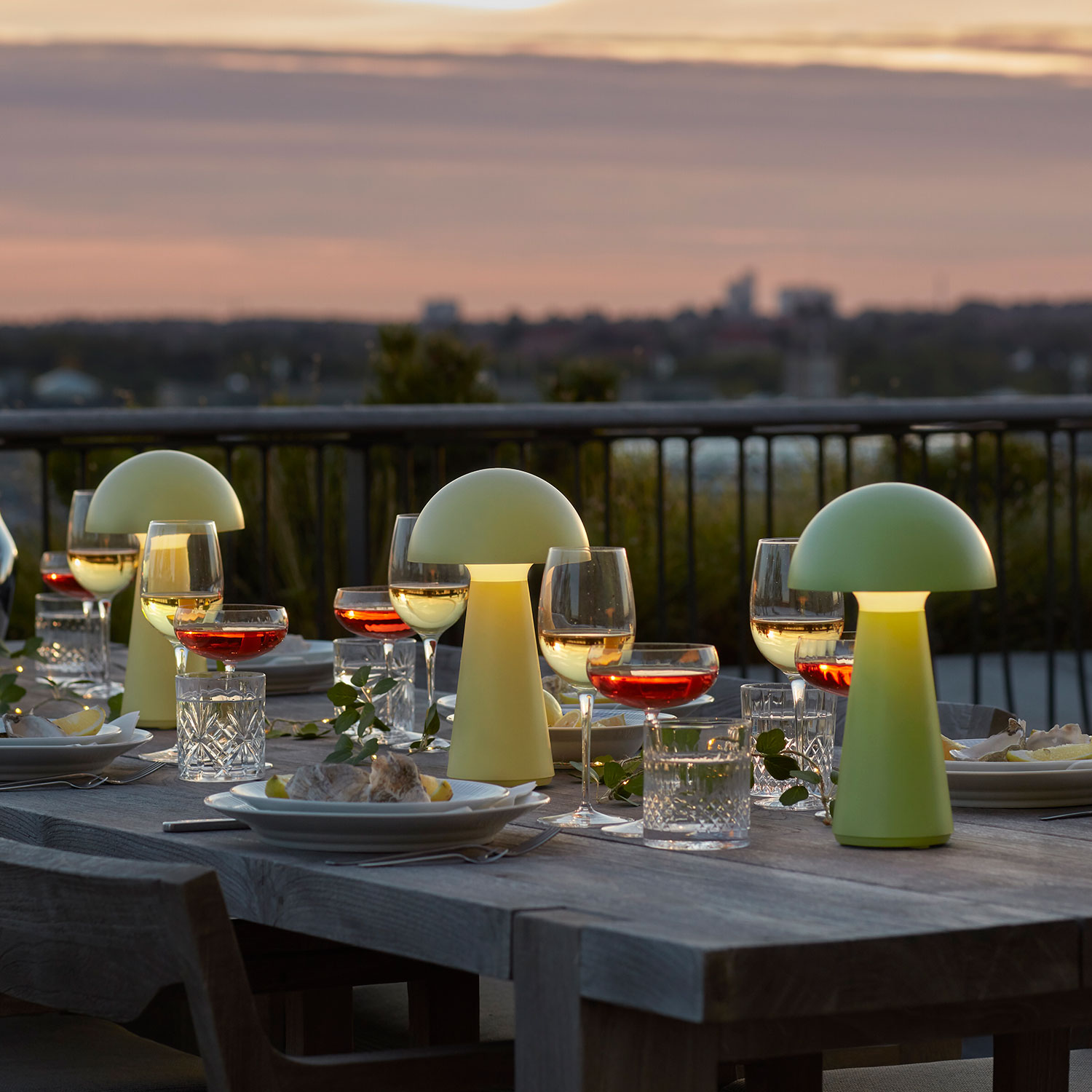 Sam Rechargeable Lamp 28 cm, Pale Yellow