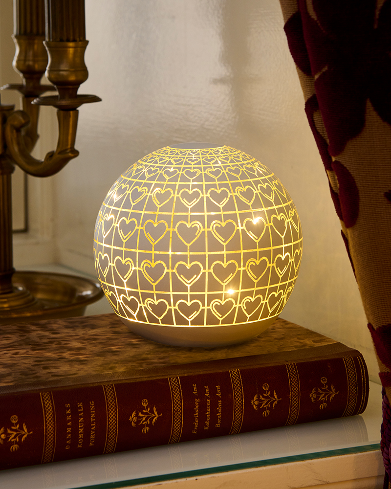 Frida Glass Ball Ø15 cm, White