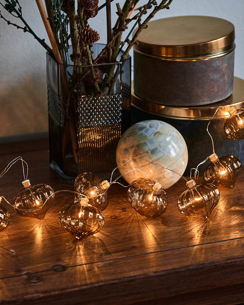 Millie Garland, 8 LED, Dark Oak