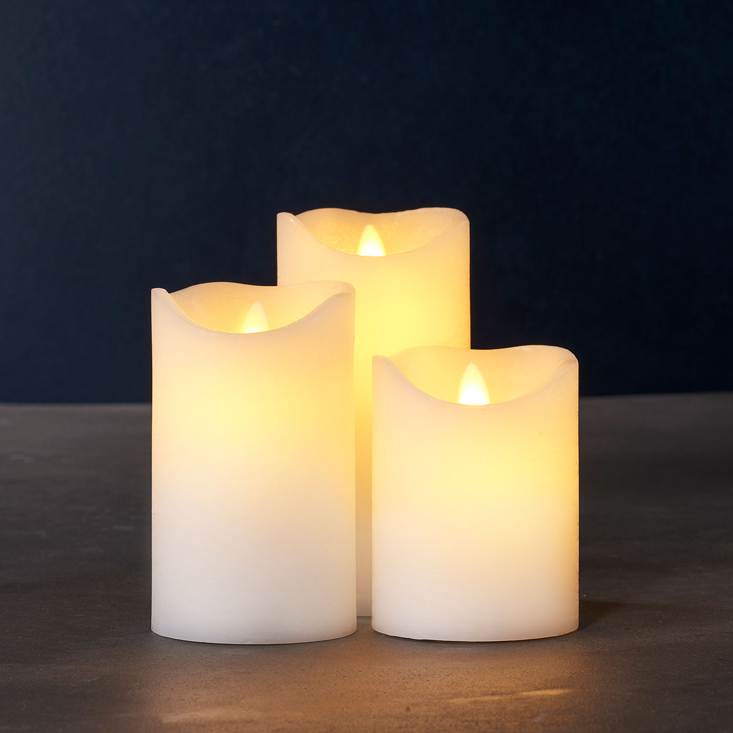 Sara Pillar Candles 3 pcs set, Ø7.5 x 10/12.5/15cm, Almond