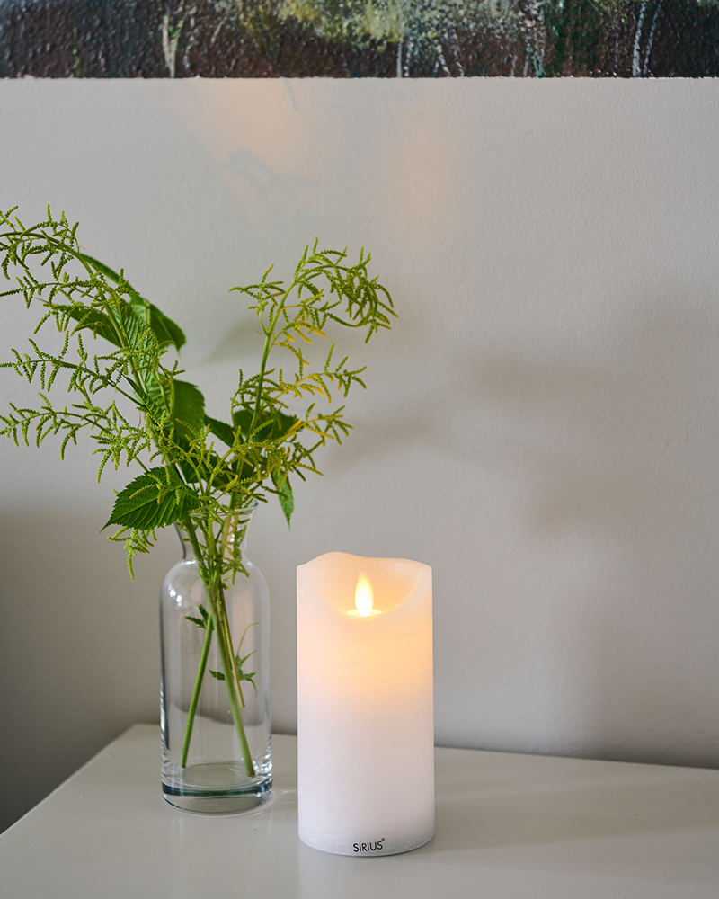 Sara Rechargeable Pillar Candle Ø7.5 x 15cm, White