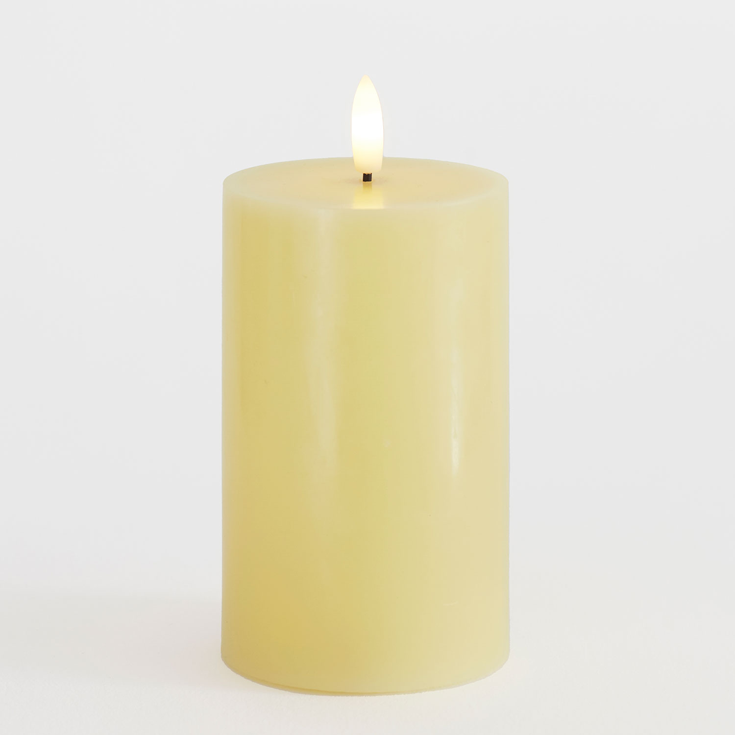 Sille Pillar Ø7.5 x 12.5cm, Pale Yellow