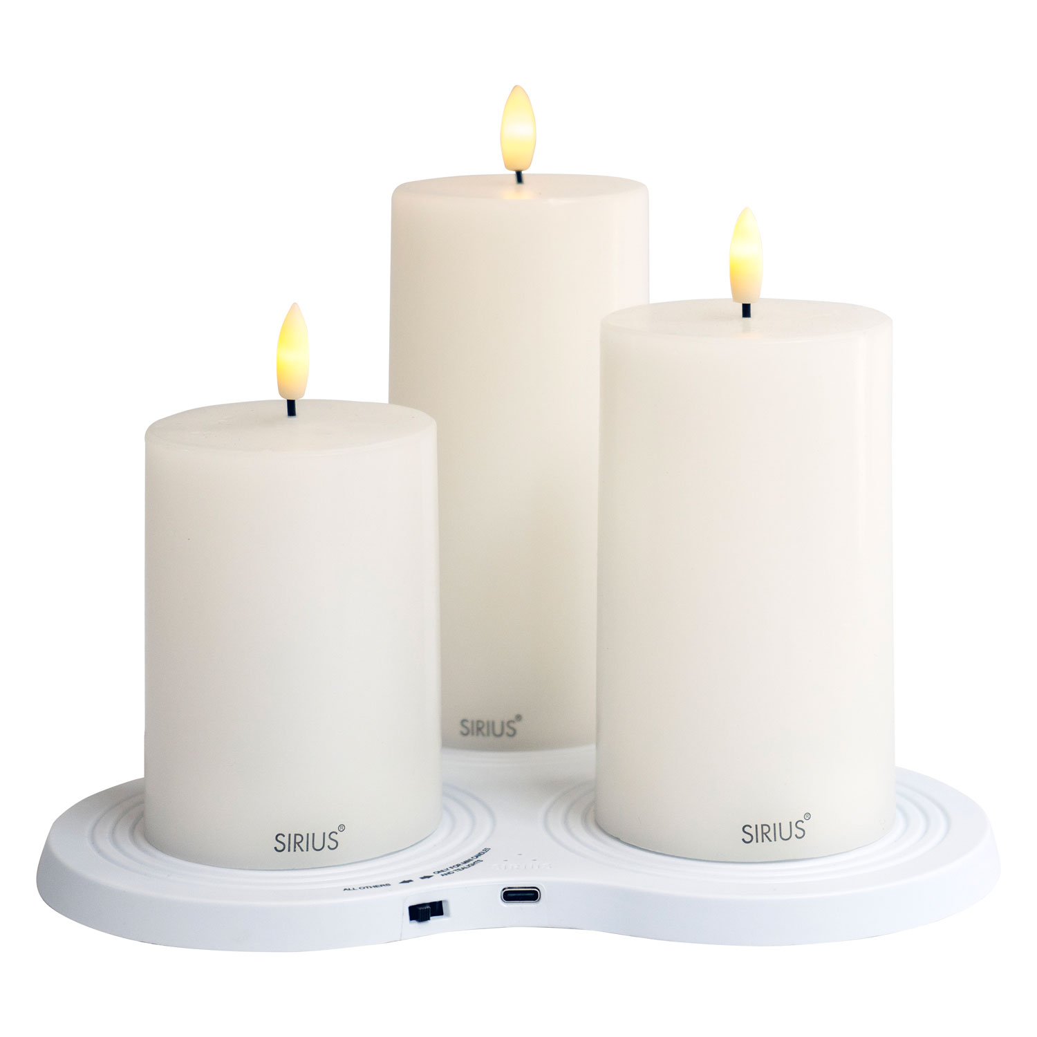 Sille Rechargeable Pillar Candles 3 pcs set, White + Multicharger