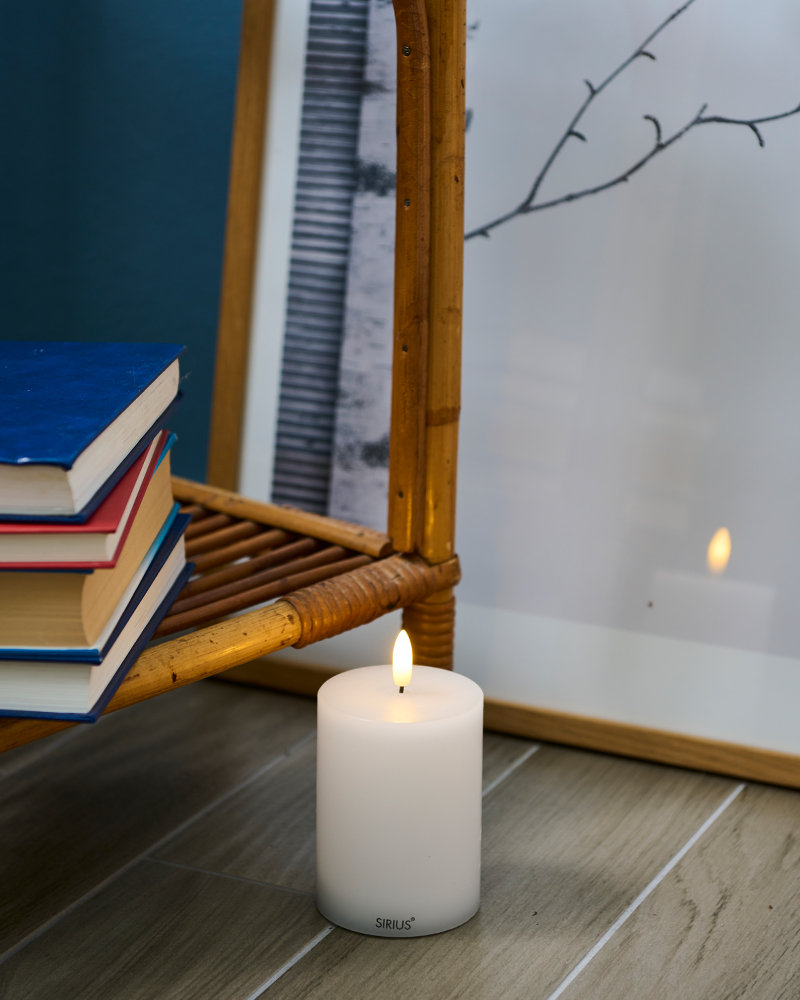 Sille Rechargeable Pillar Candle Ø7.5 x 10cm, White
