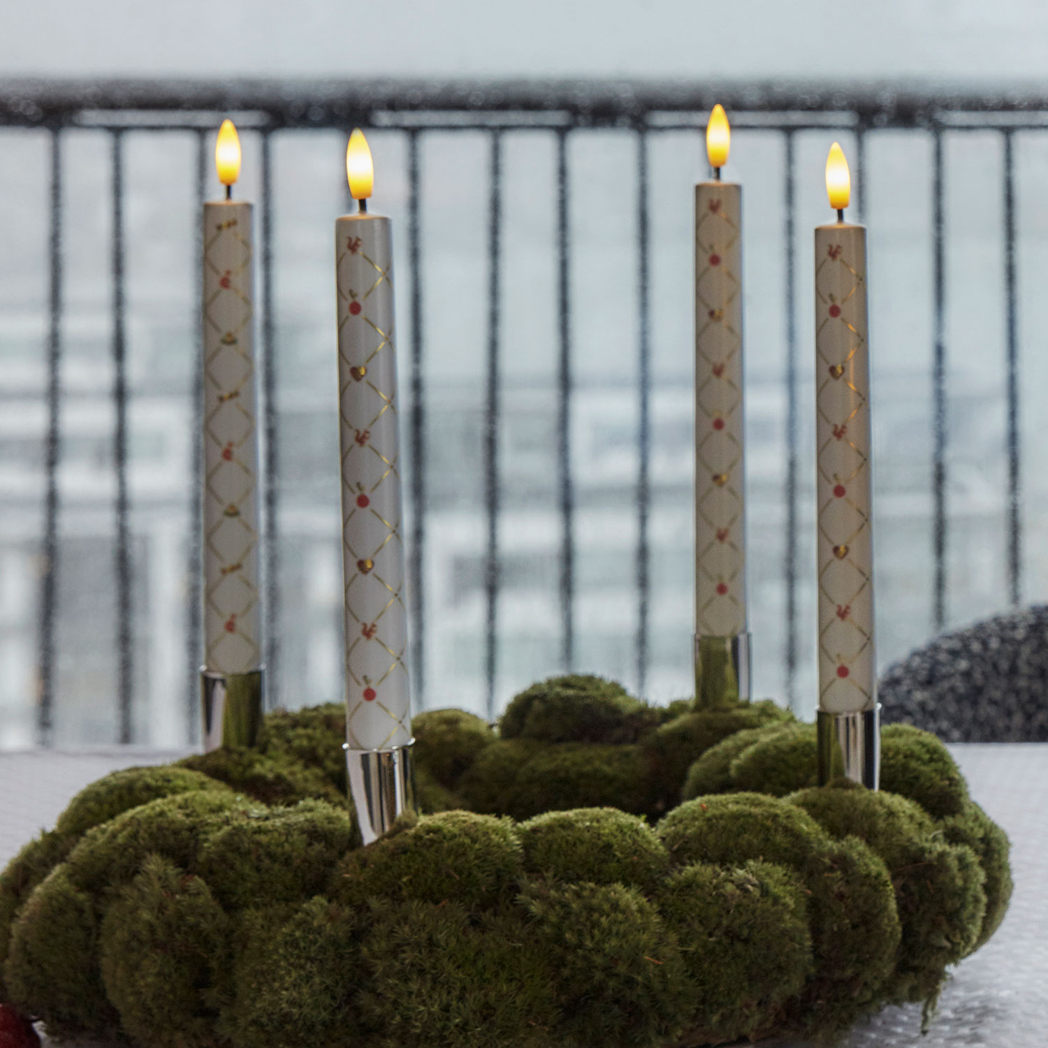 Elvira Taper 2 pcs - 25cm, White