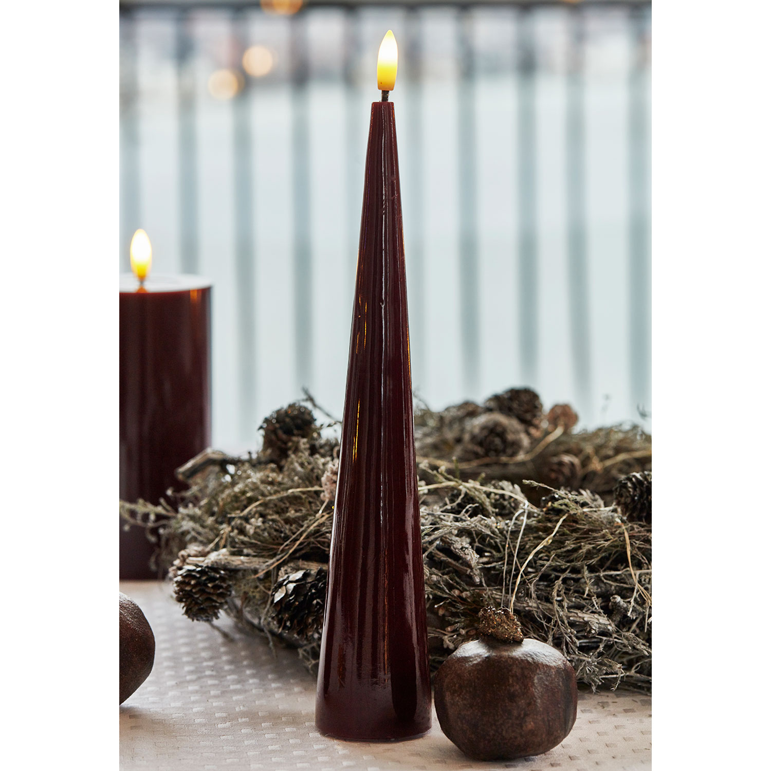 Sille Lacquer Cone - Ø4.8 x 26cm, Bordeaux